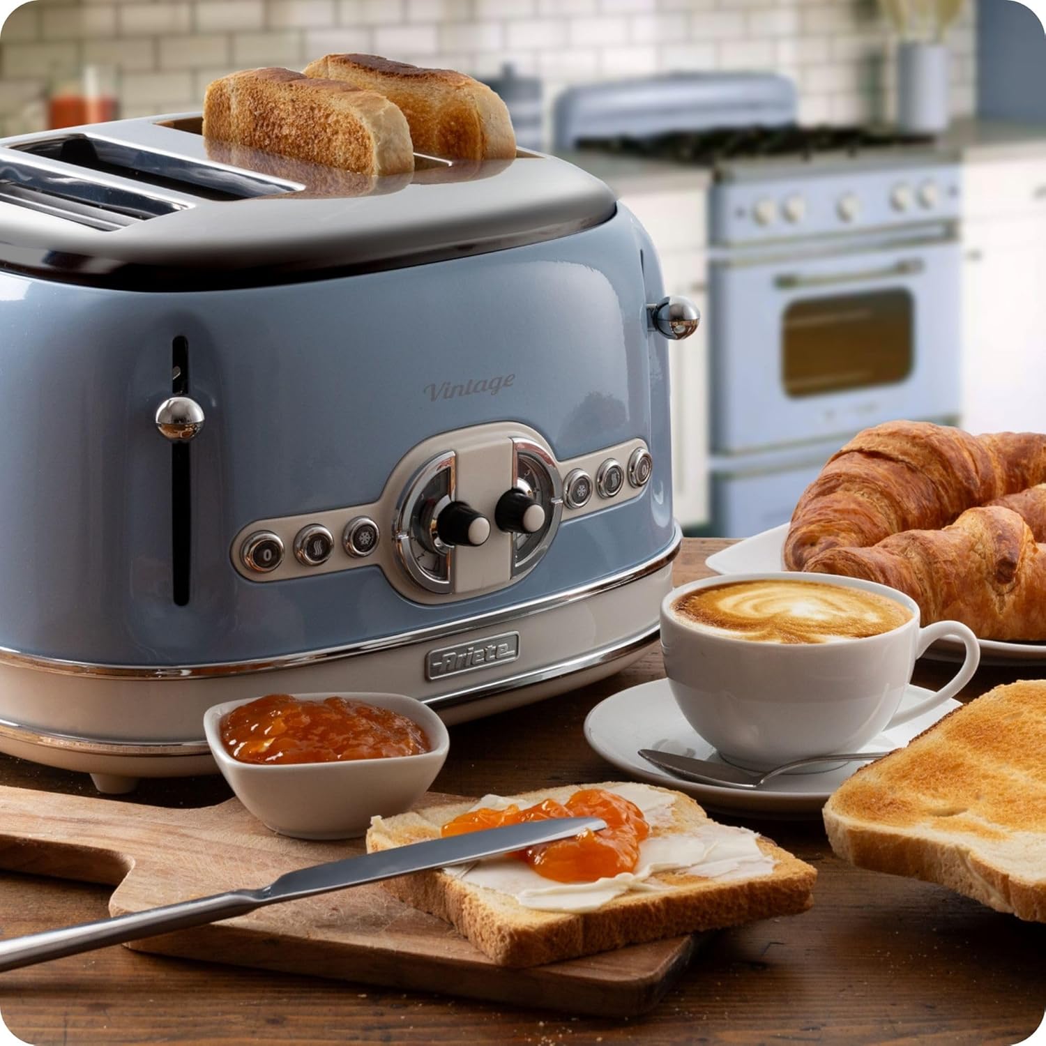 Ariete Vintage Ekmek Kızartma Makinesi 4 Dilim Mavi 0156/05 - 1630 Watt, Metal Gövde, 4 Dilim Kapasite, Buz Çözme, Isıtma, 6 Kızartma Ayarı, Kolay Temizlik, Çıkarılabilir Kırıntı Tepsisi - Görsel 5