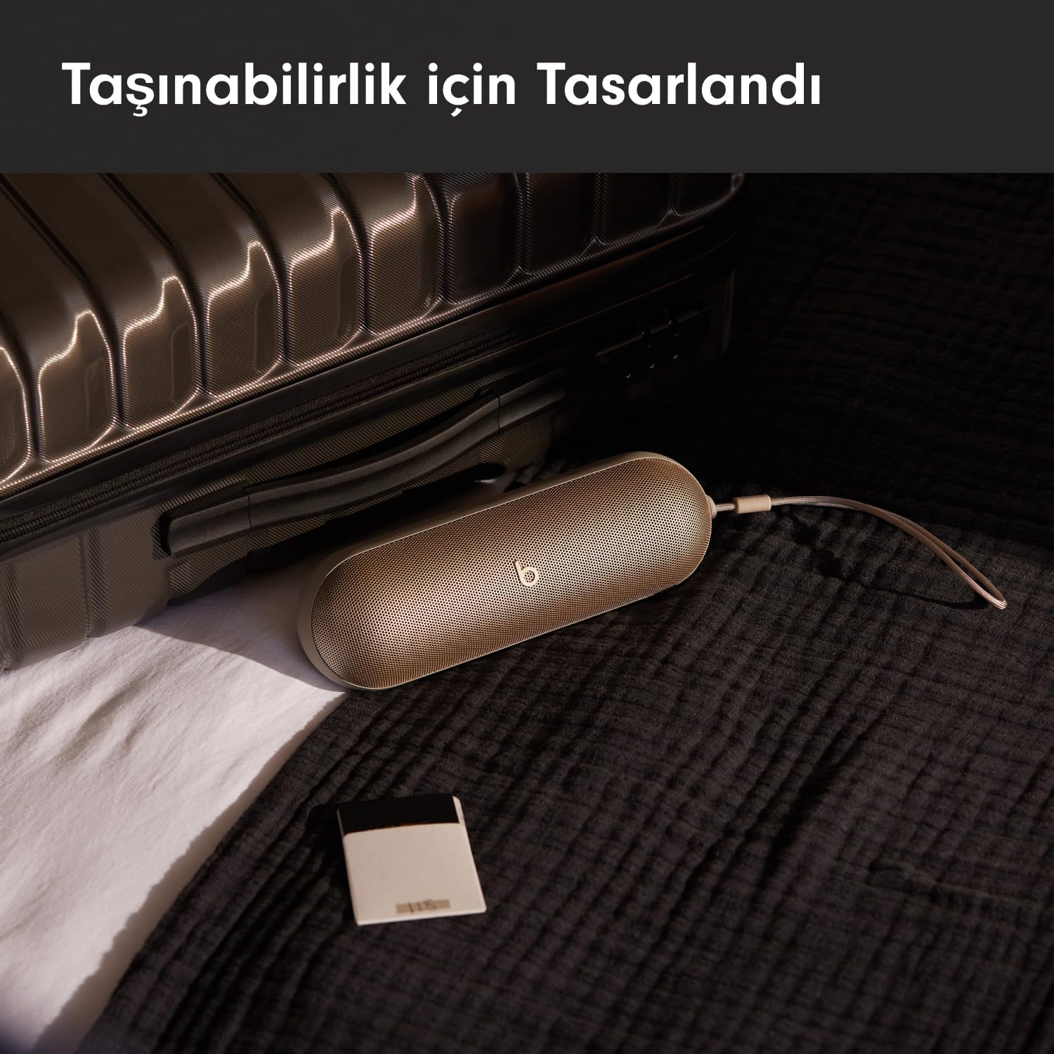 Beats Pill - Kablosuz Bluetooth Hoparlör ve Taşınabilir Şarj Aleti (USB-C Kablo ile) - 24 Saate Ulaşan Pil Ömrü, IP67 Derecesinde Suya Dayanıklı, Apple ve Android Uyumlu, Dahili Mik - Altın Şampanya - Görsel 5