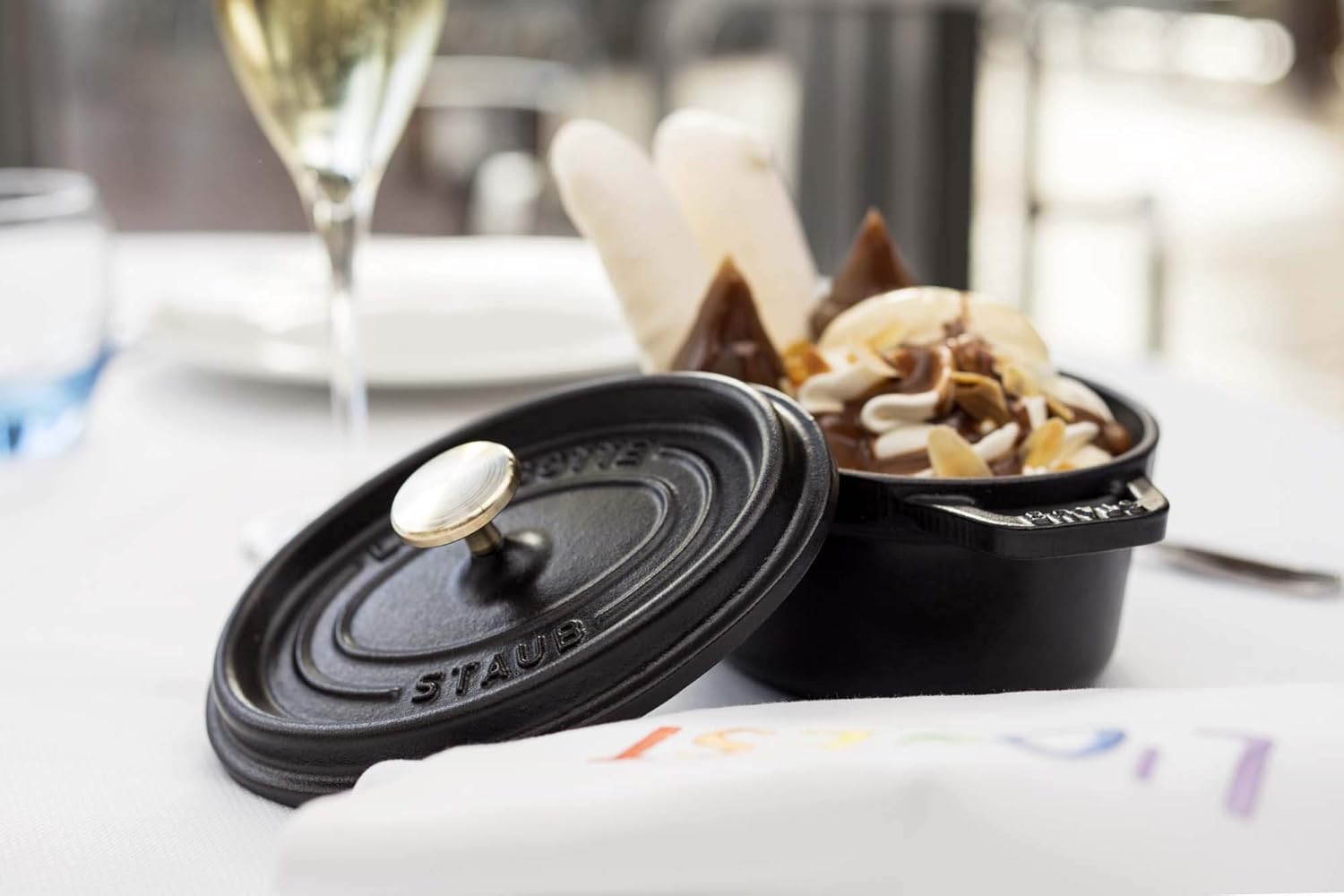 STAUB 40500-101-0 Mini Güveç, yuvarlak kapaklı 10 cm, 0,25 L, indüksiyona uygun, mat siyah emaye kap içi, siyah - Görsel 4