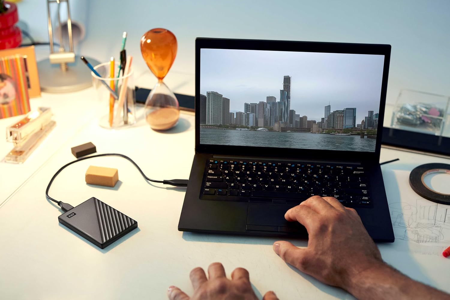 WD 6 TB My Passport taşınabilir harici sabit disk, cihaz yönetim yazılımı, yedekleme ve şifre koruması, PC, Xbox ve PS4 ile uyumlu, siyah - Görsel 2