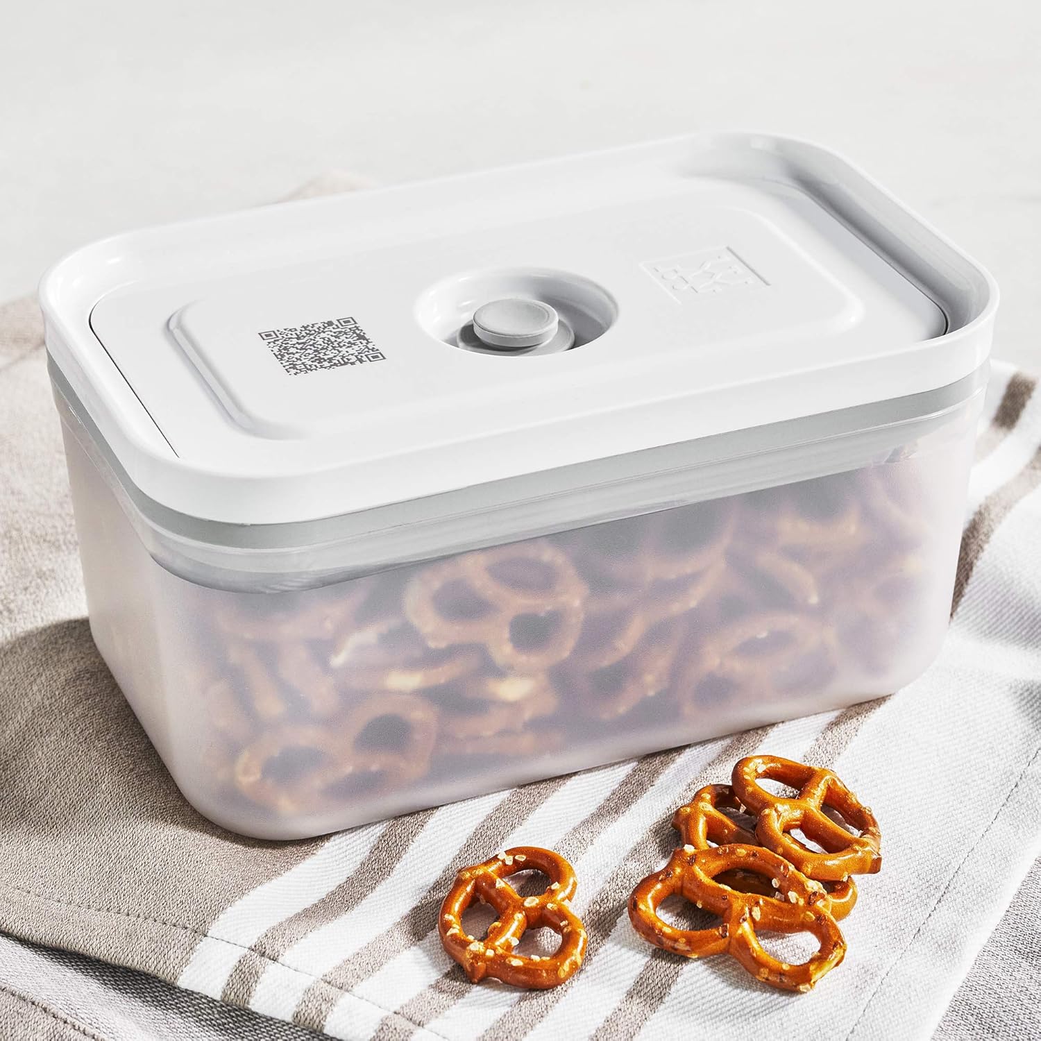 Zwilling Fresh & Save Vakumlu Saklama Kabı, M, Plastik, Yarı Şeffaf-Gri - Görsel 3