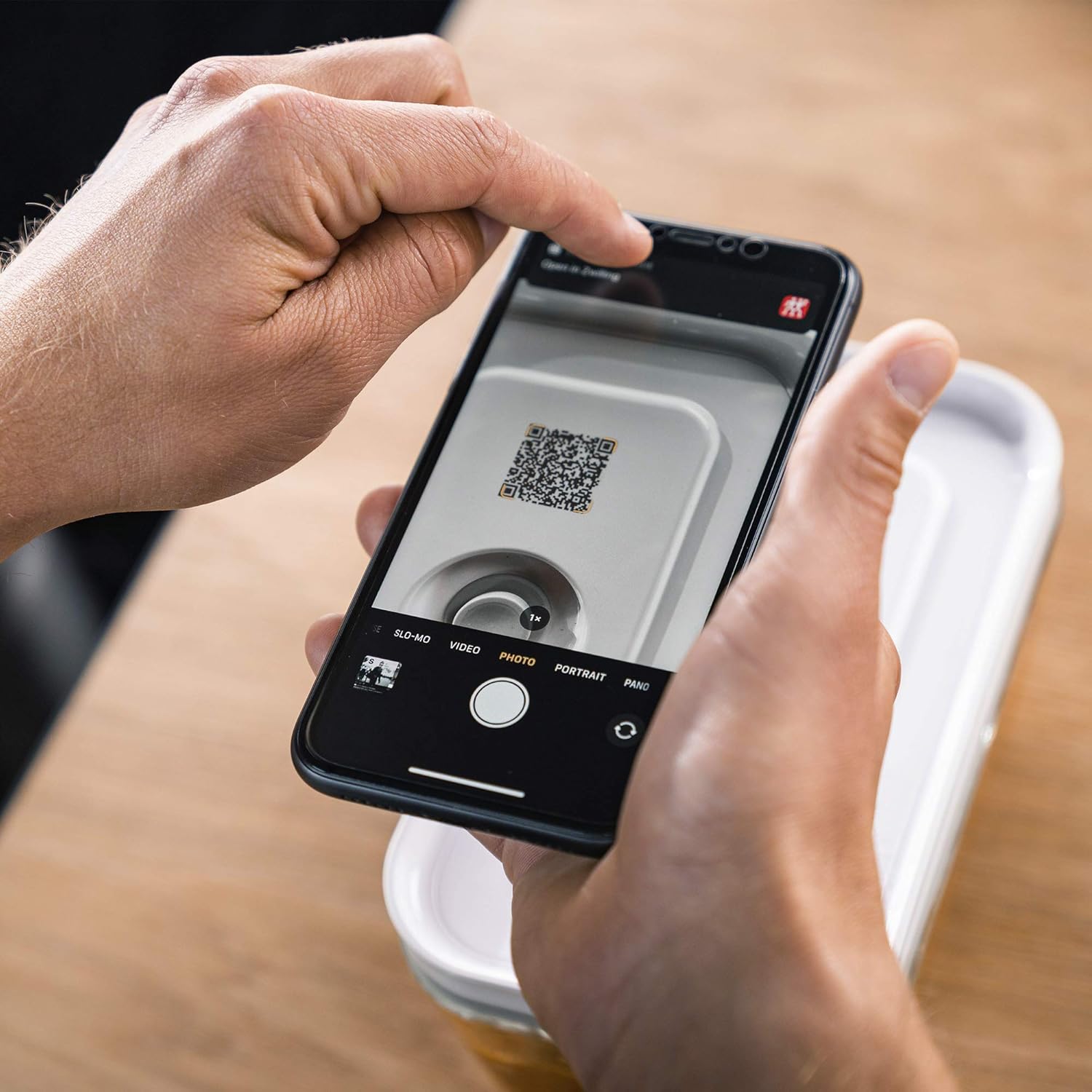 Zwilling Fresh & Save Vakumlu Saklama Kabı, M, Plastik, Yarı Şeffaf-Gri - Görsel 4